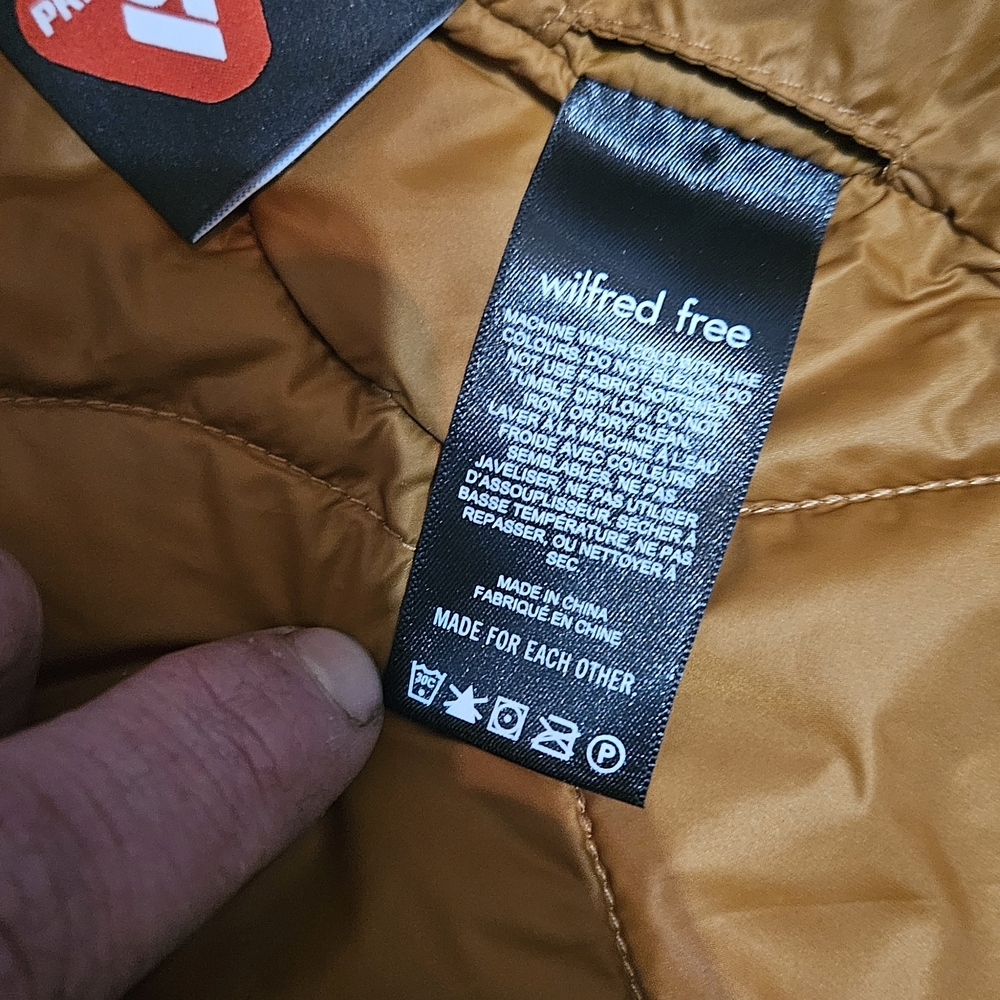 Wilfred Quilted Puffer Jacket in Caramel - Picture 4 of 6